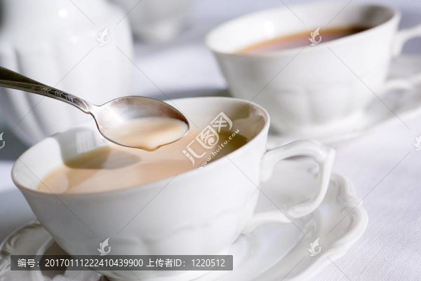 茶匙超過一杯茶或咖啡