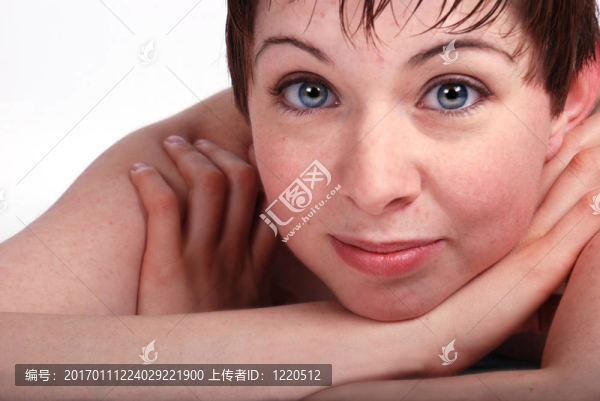 拍美女的黑發(fā)