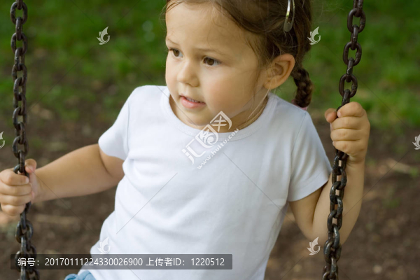 秋千
