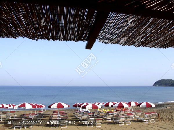 夏天的風(fēng)景-匯圖網(wǎng) www.fosd68.com 夏天的風(fēng)景