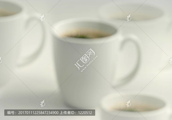 咖啡杯模糊背景