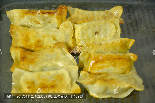 煎鍋貼