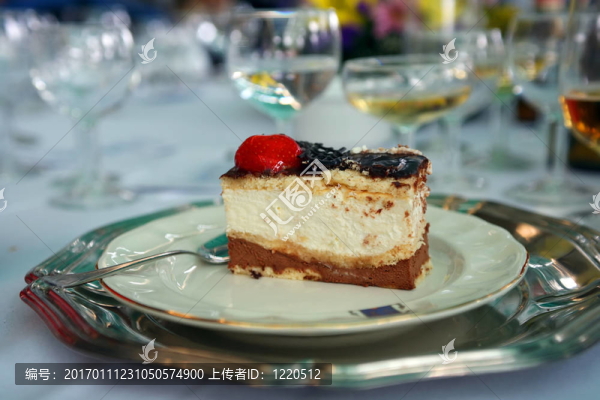 巧克力蛋糕