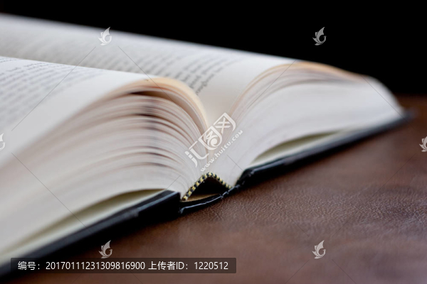 精裝書