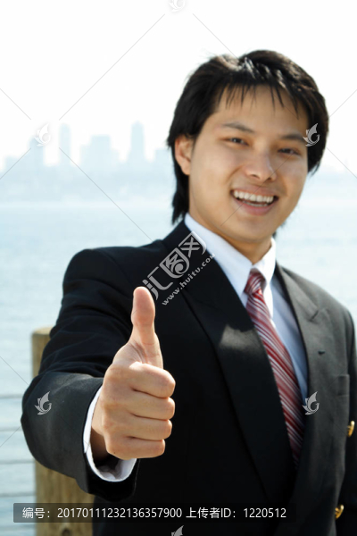 微笑的商人