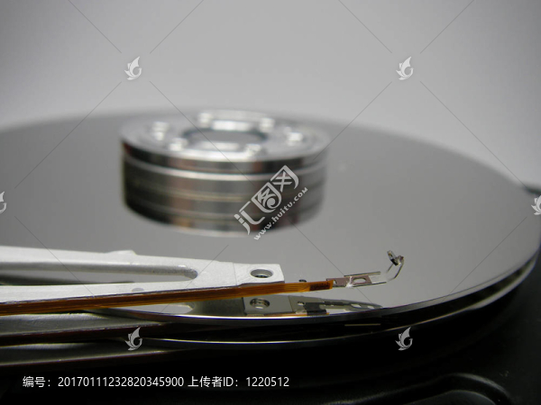硬盤驅(qū)動器4