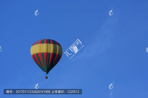 熱氣球和Moon