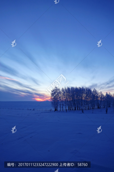 雪原暮色
