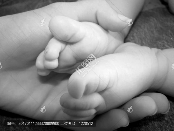 寶貝的腳