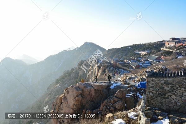 泰山冬日風(fēng)景