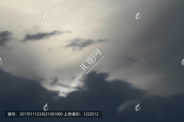 暴風雨天王