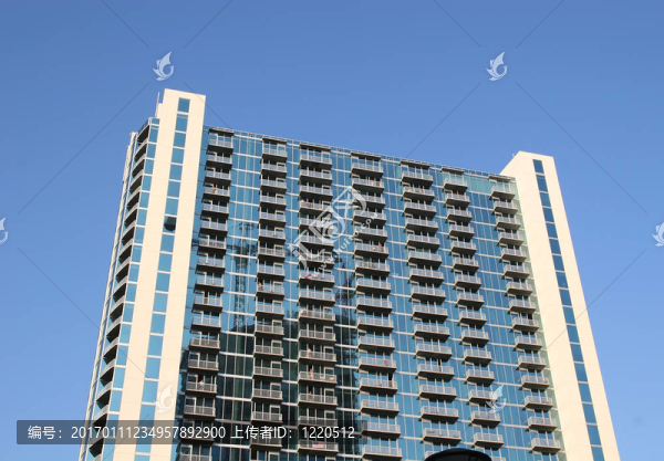 藍(lán)色玻璃公寓-匯圖網(wǎng) www.fosd68.com 藍(lán)色玻璃公寓