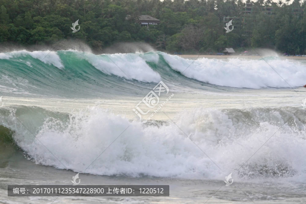 風(fēng)暴沖浪