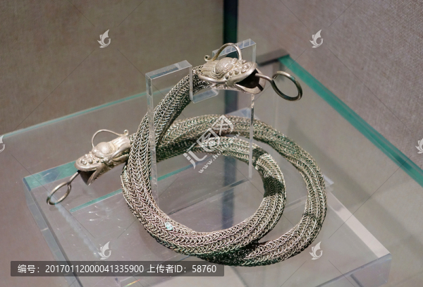 銀龍項(xiàng)飾,清代