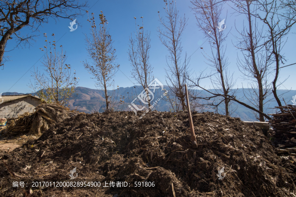 冬季積農(nóng)家肥