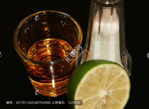 純飲龍舌蘭
