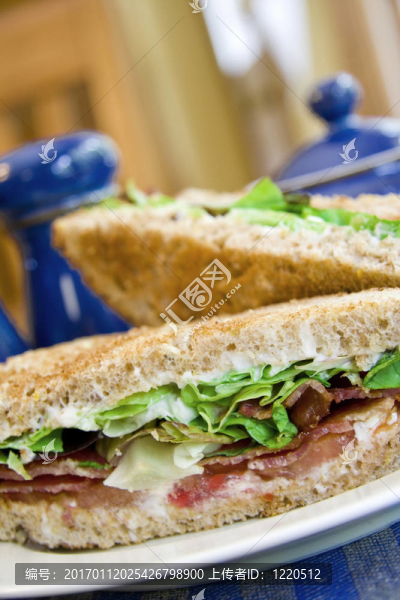 BLT