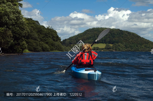 皮劃艇在Windermere湖