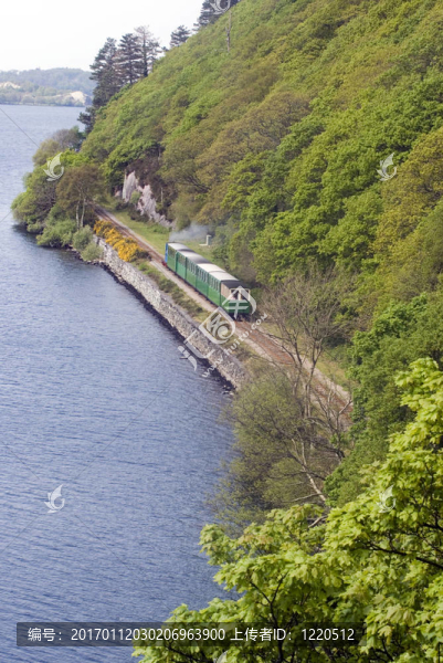 蘭貝里斯湖鐵路