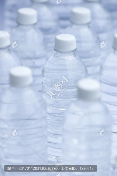 瓶裝水
