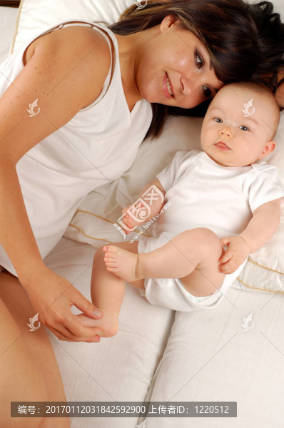 母親與嬰兒11