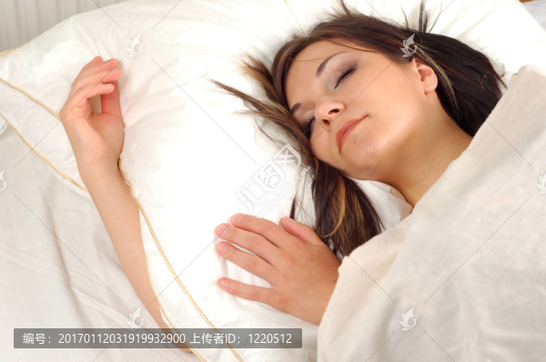 睡覺(jué)的女人7