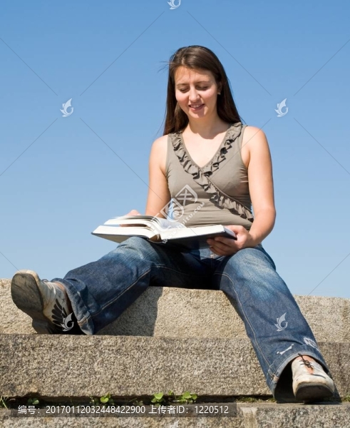 女孩讀的書
