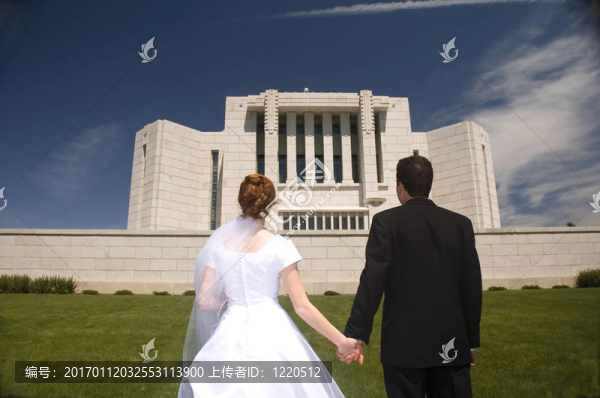 新婚夫婦