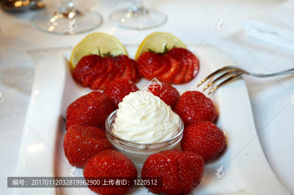 草莓