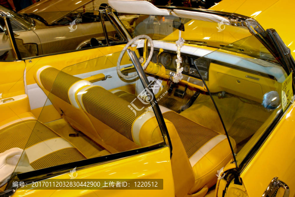 黃展車