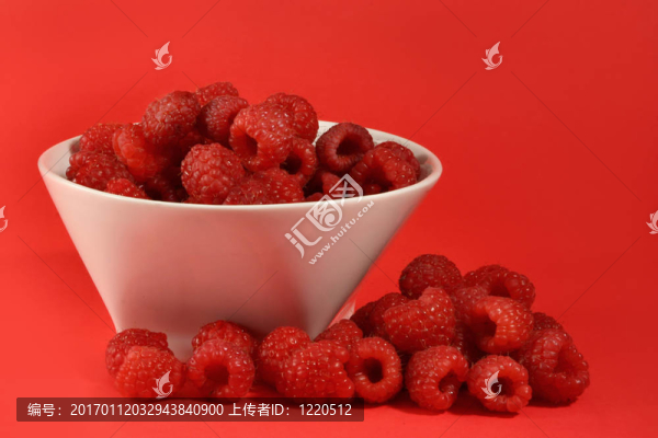白碗樹莓