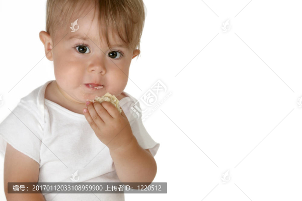 小男孩吃