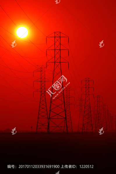 電線(xiàn)在日落