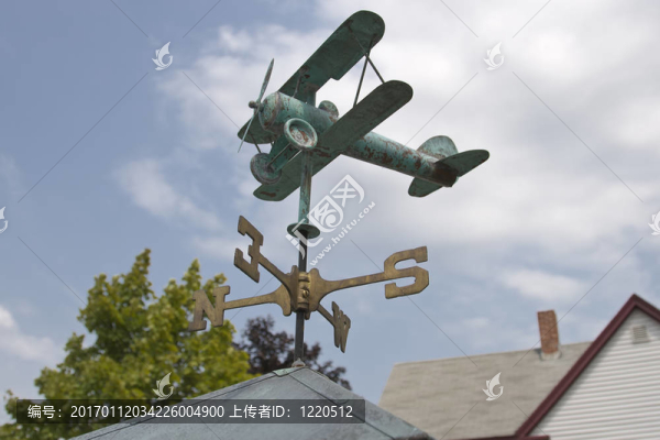 雙翼的風(fēng)向標(biāo)-匯圖網(wǎng) www.fosd68.com 雙翼的風(fēng)向標(biāo)