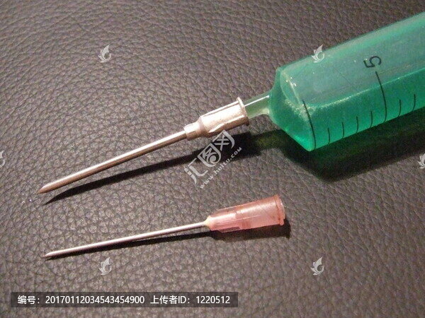 注射器的針頭-匯圖網(wǎng) www.fosd68.com 注射器的針頭