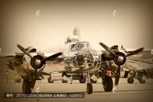 老式飛機(jī)