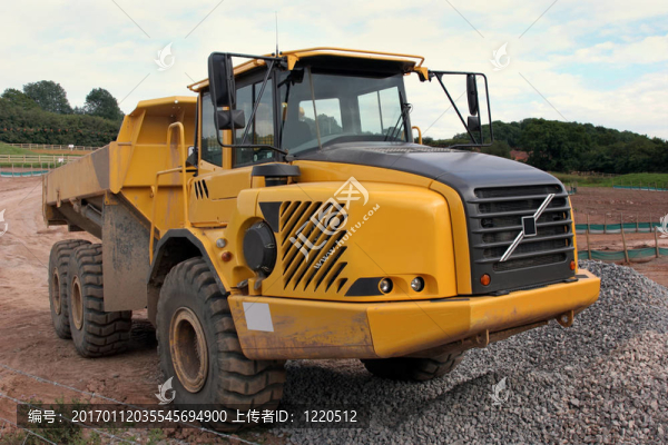 自卸卡車
