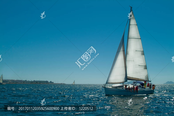 帆船