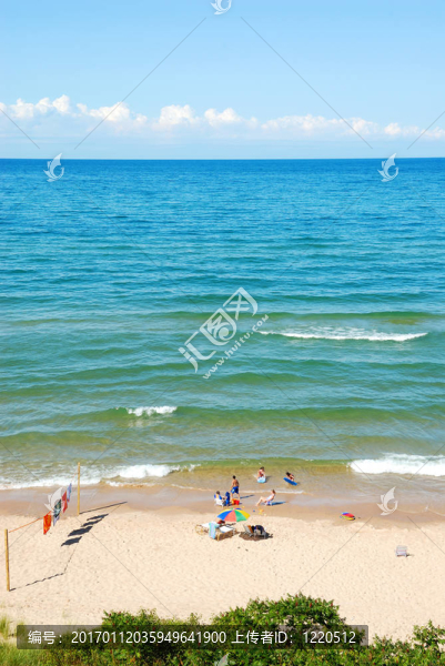 夏天的密歇根湖海灘