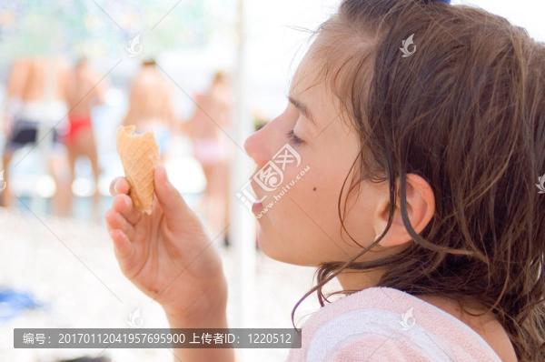 冰淇淋