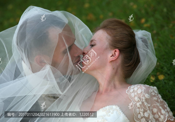 新婚夫婦