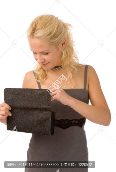 金發(fā)女人