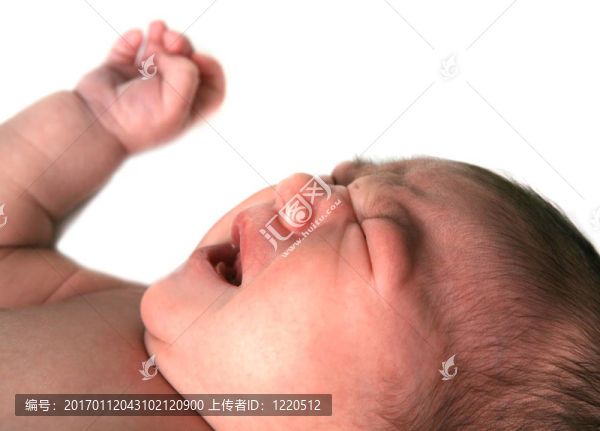 嬰兒嬰兒的女孩尖叫著白色