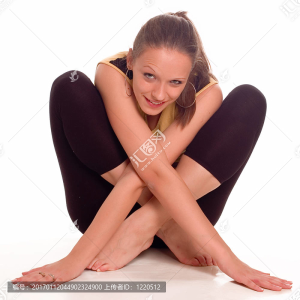 健身的女孩