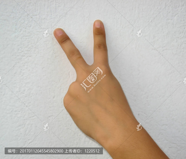 女性的手