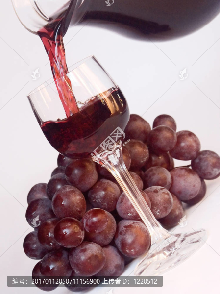 葡萄酒和葡萄