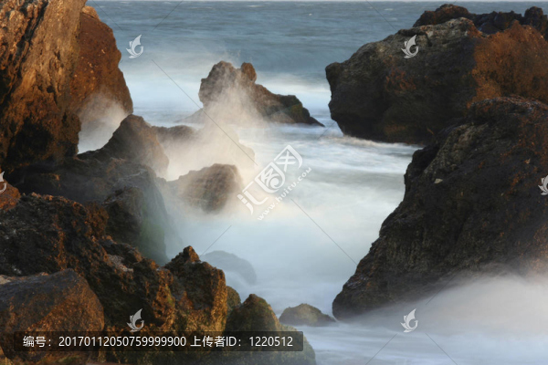 石頭和海浪