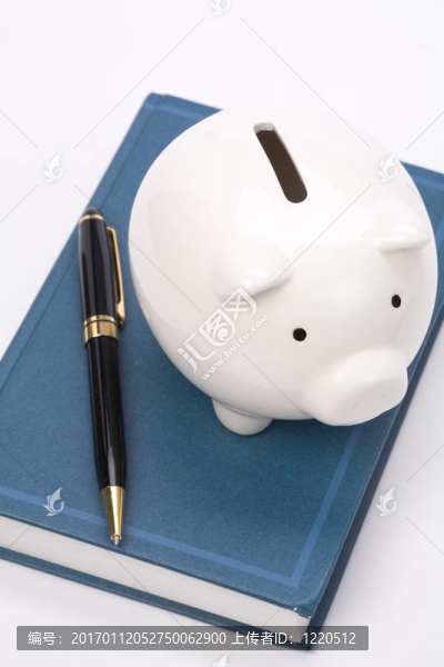 書和小豬銀行