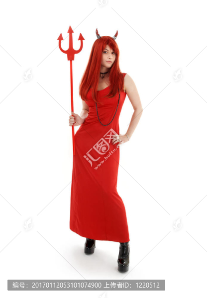 穿乳膠靴的紅魔鬼女孩