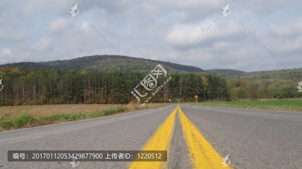 這條路永遠(yuǎn)走下去
